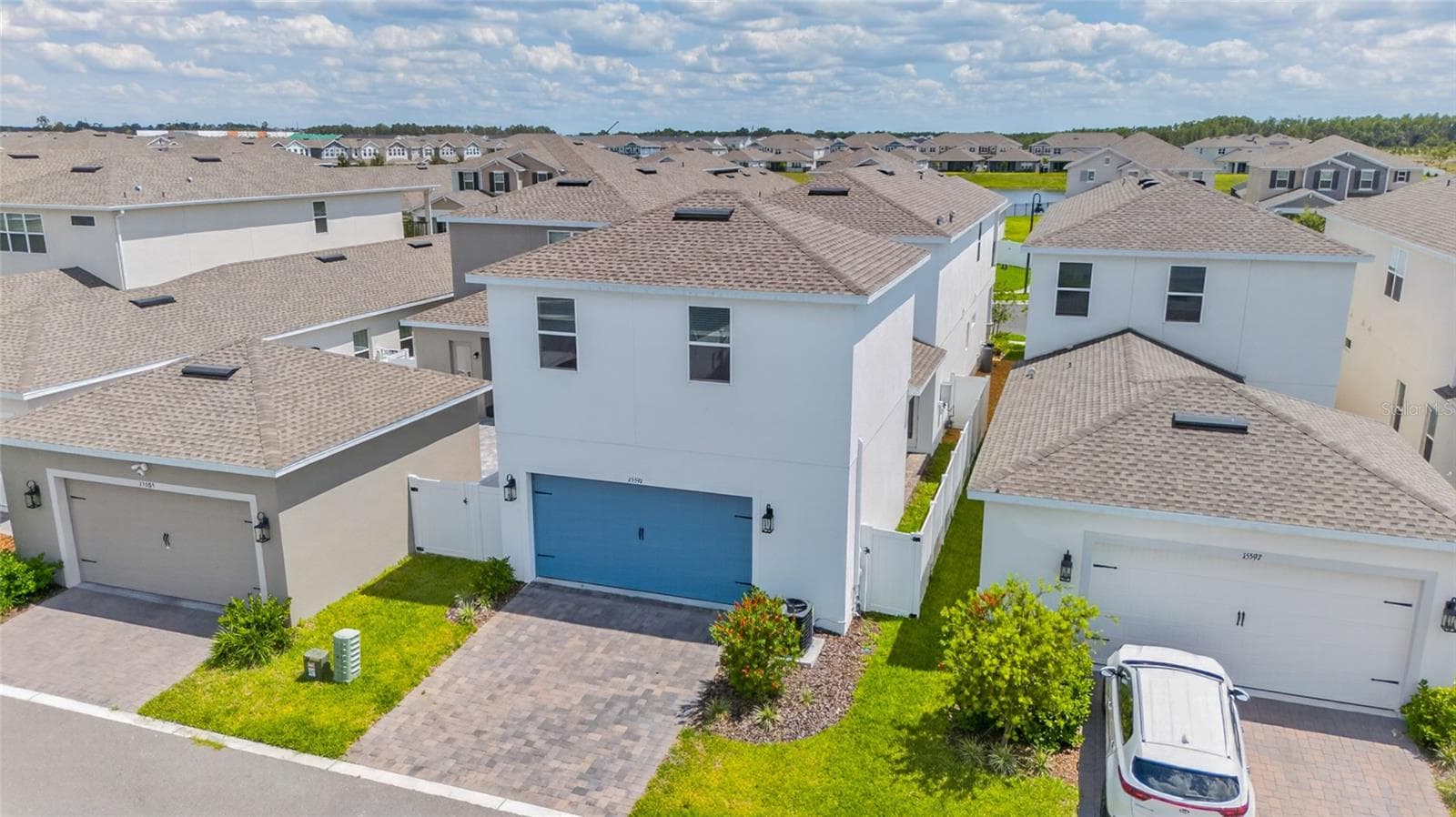 Single Family Residence at 15591 GENTLE RAIN DR, WINTER GARDEN, photo 3 of 68