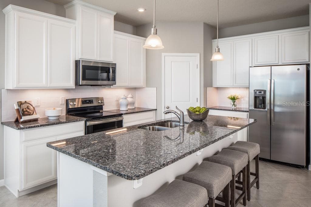 Single Family Residence at 7374 SW 107TH LN, OCALA, photo 6 of 19