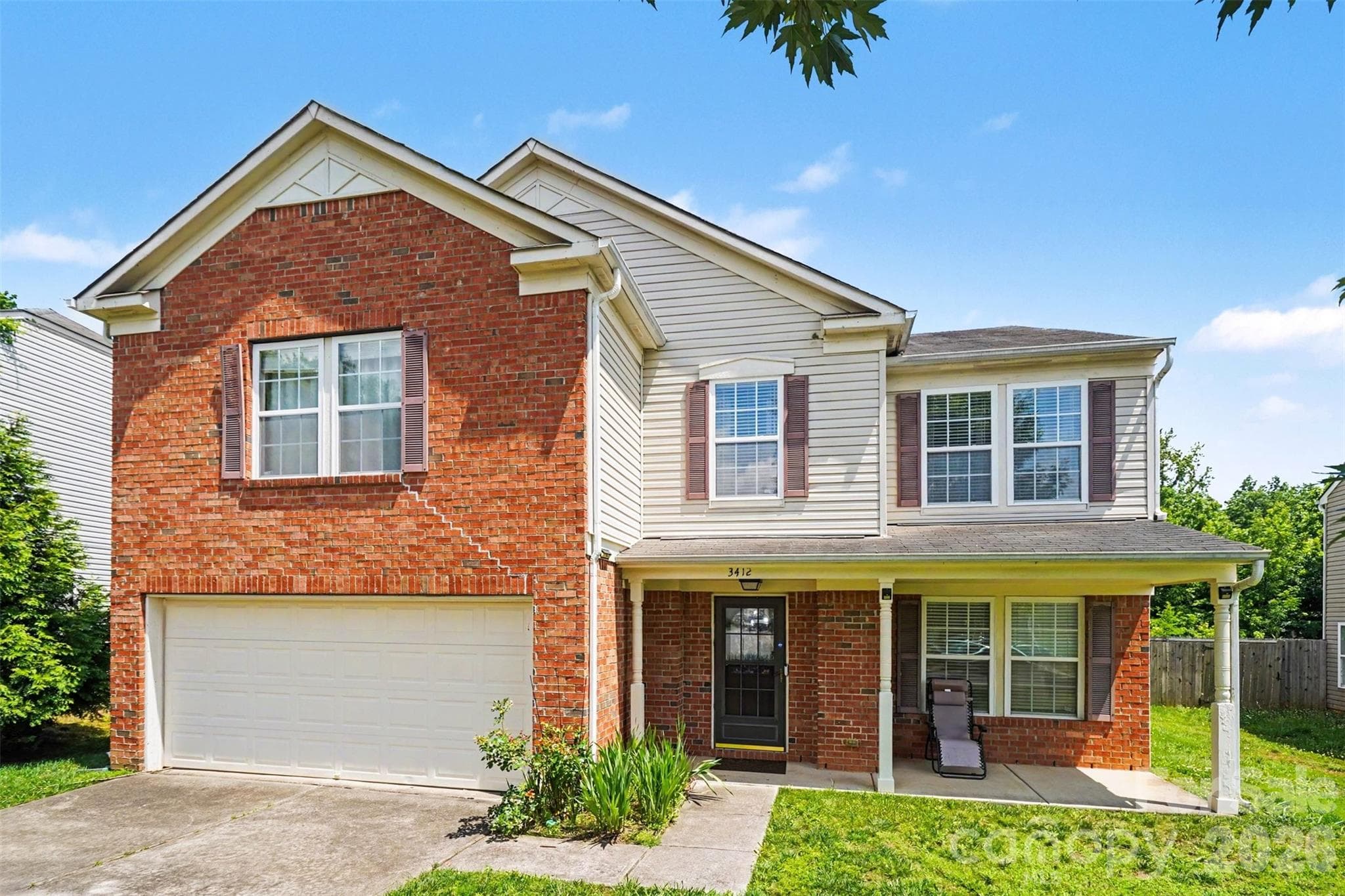 Single Family Residence at 3412 Aldwych Way, Charlotte, photo 2 of 20