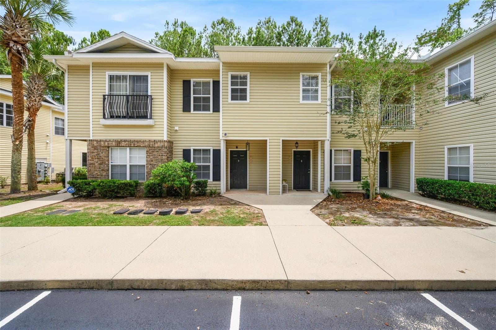 5065 NW 45TH RD #102