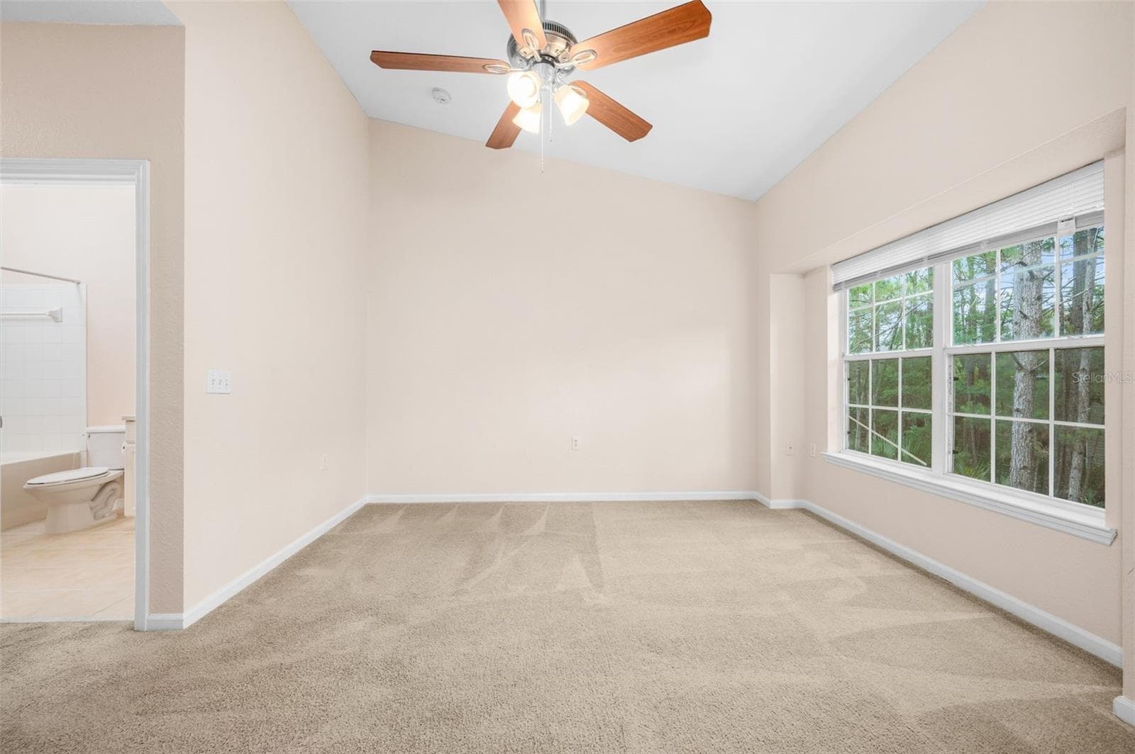 Condominium at 5065 NW 45TH RD #102, GAINESVILLE, photo 21 of 34
