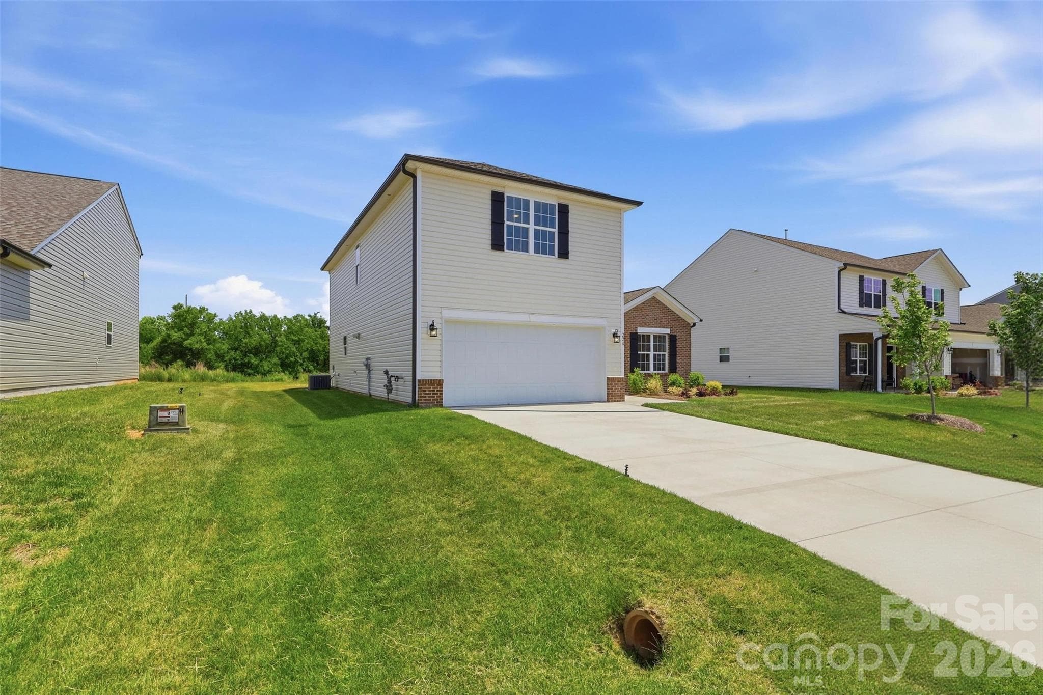 Single Family Residence at 228 Waylon Court, Lexington, photo 3 of 29