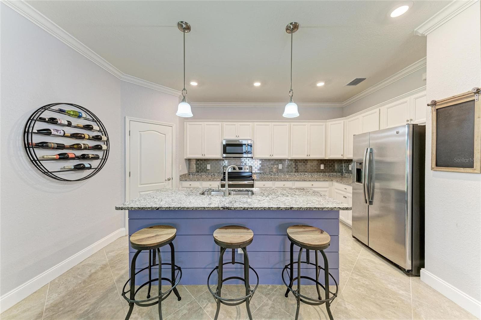 Single Family Residence at 11515 SWEETGRASS DR, BRADENTON, photo 14 of 48