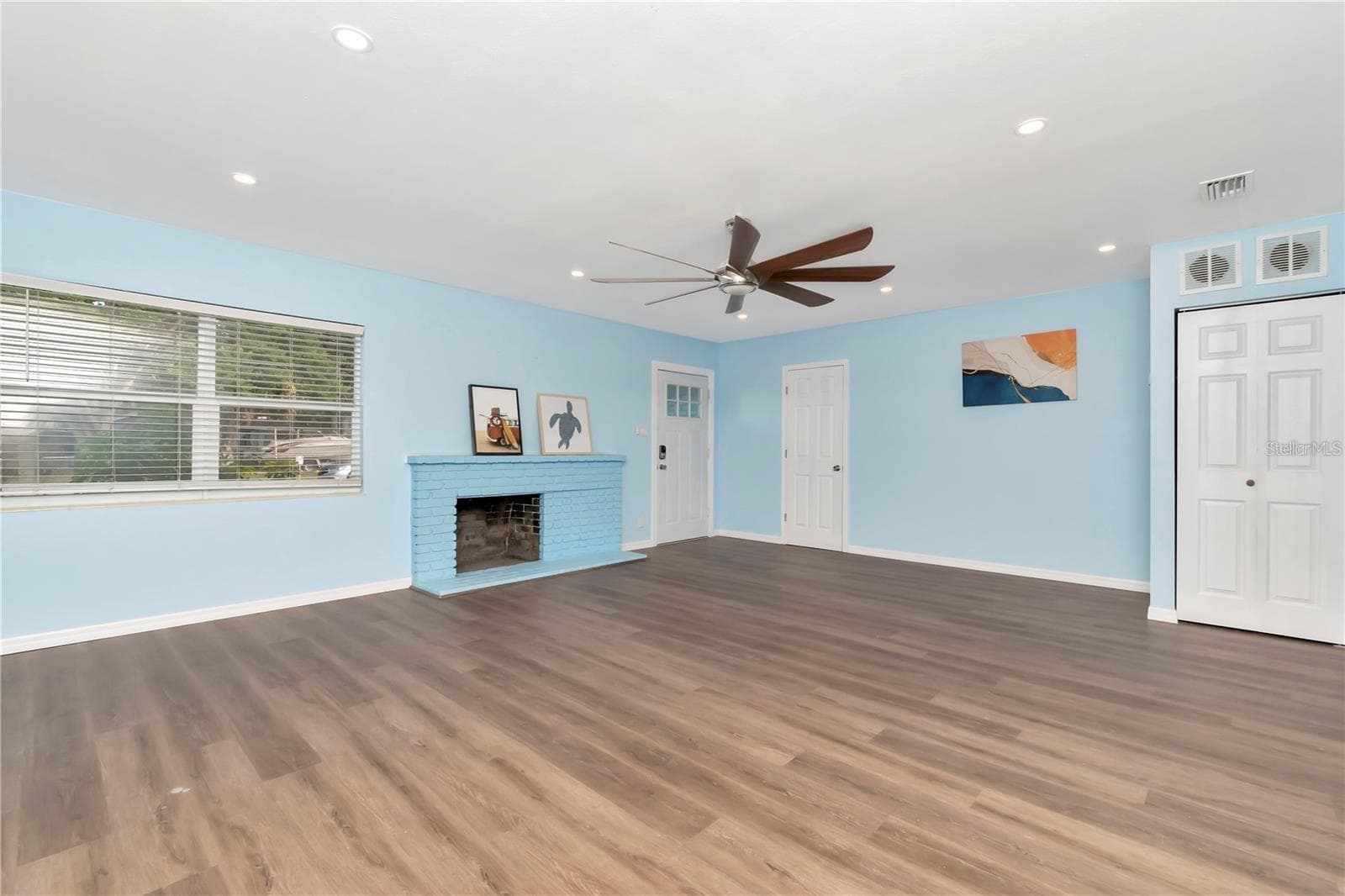 Single Family Residence at 4512 26TH AVE S, TAMPA, photo 5 of 23
