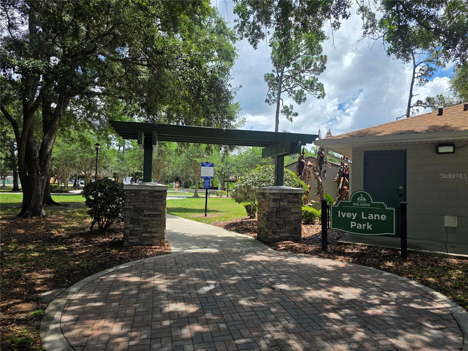 nearby Ivey Lane Park - 4429 CYPRESS ST, ORLANDO