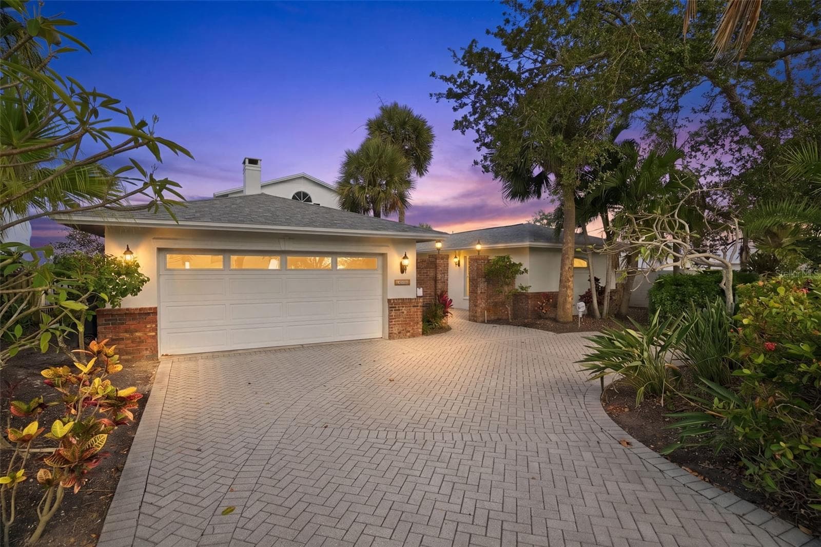 Single Family Residence at 1832 VENETIAN POINT DR, CLEARWATER, photo 2 of 80