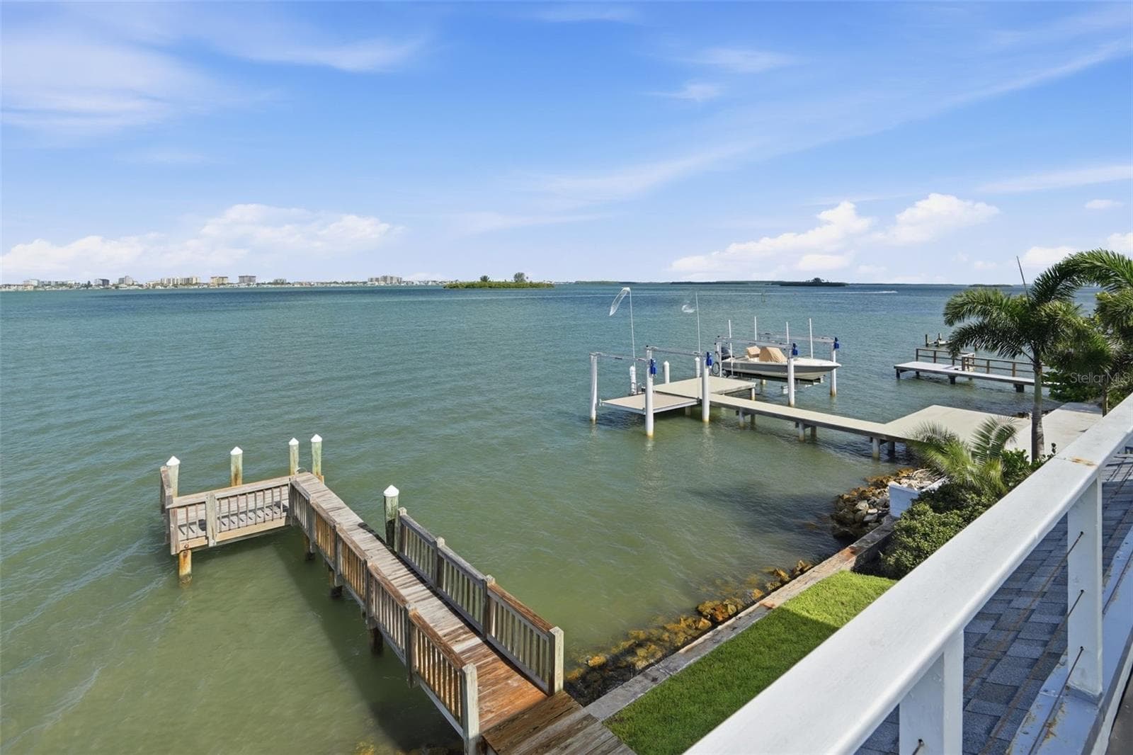 Single Family Residence at 1832 VENETIAN POINT DR, CLEARWATER, photo 15 of 80