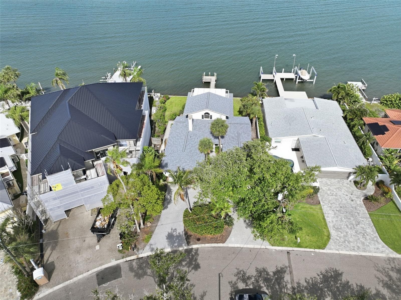 Single Family Residence at 1832 VENETIAN POINT DR, CLEARWATER, photo 16 of 80