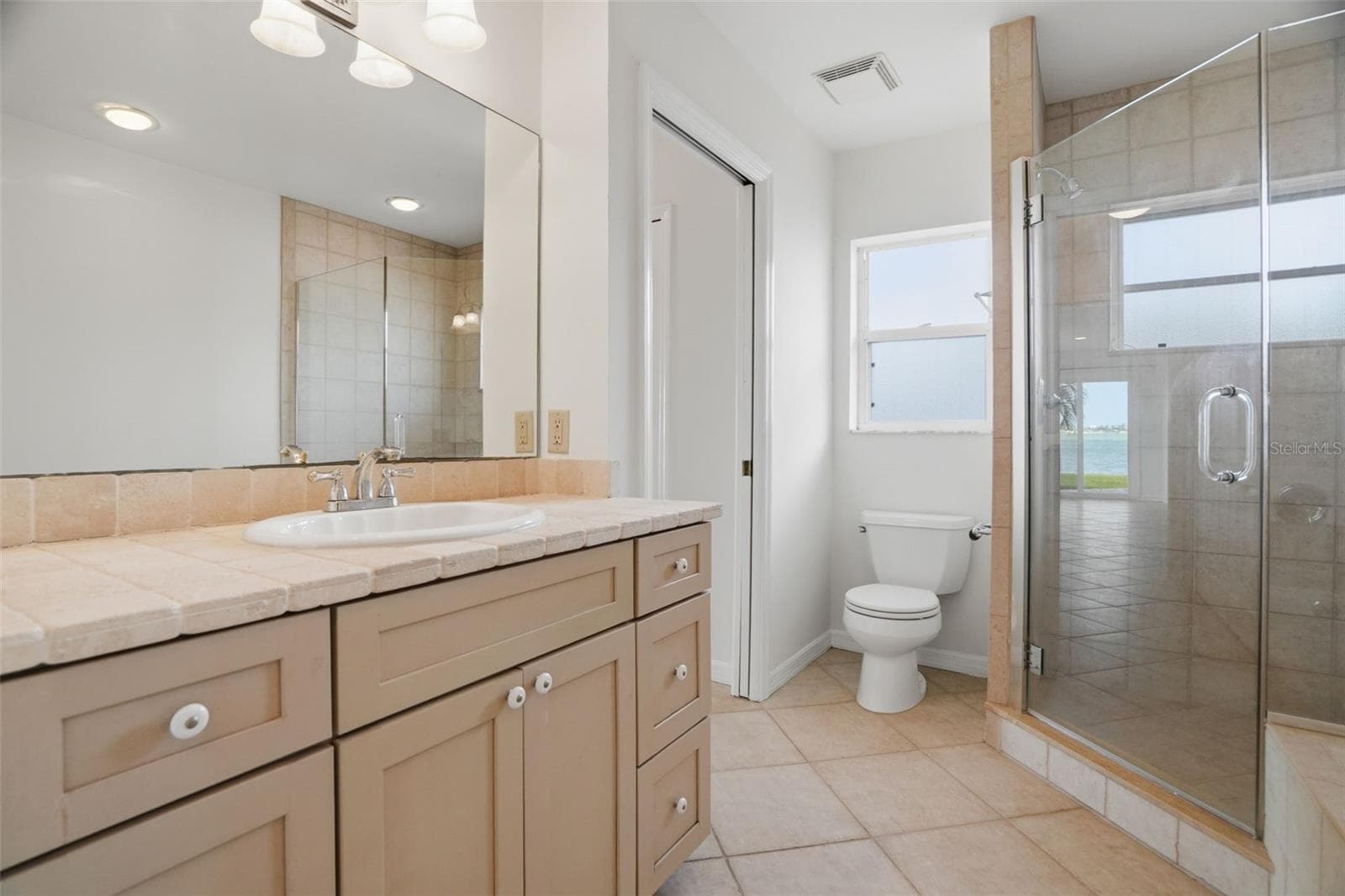 Single Family Residence at 1832 VENETIAN POINT DR, CLEARWATER, photo 55 of 80