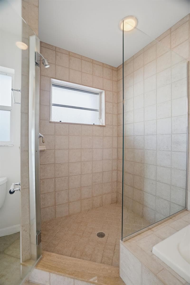 Single Family Residence at 1832 VENETIAN POINT DR, CLEARWATER, photo 57 of 80