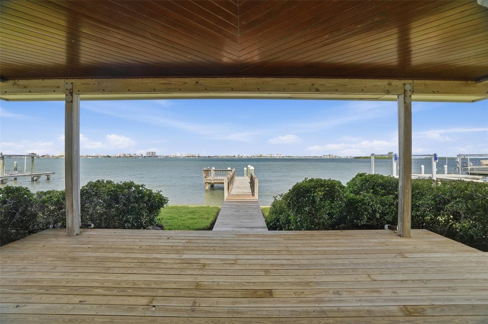 Single Family Residence at 1832 VENETIAN POINT DR, CLEARWATER, photo 69 of 80
