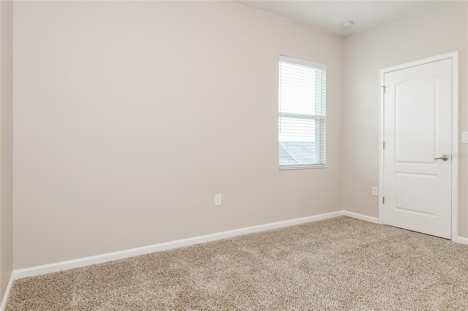Single Family Residence at 2270 NATOMA BLVD, MOUNT DORA, photo 12 of 15