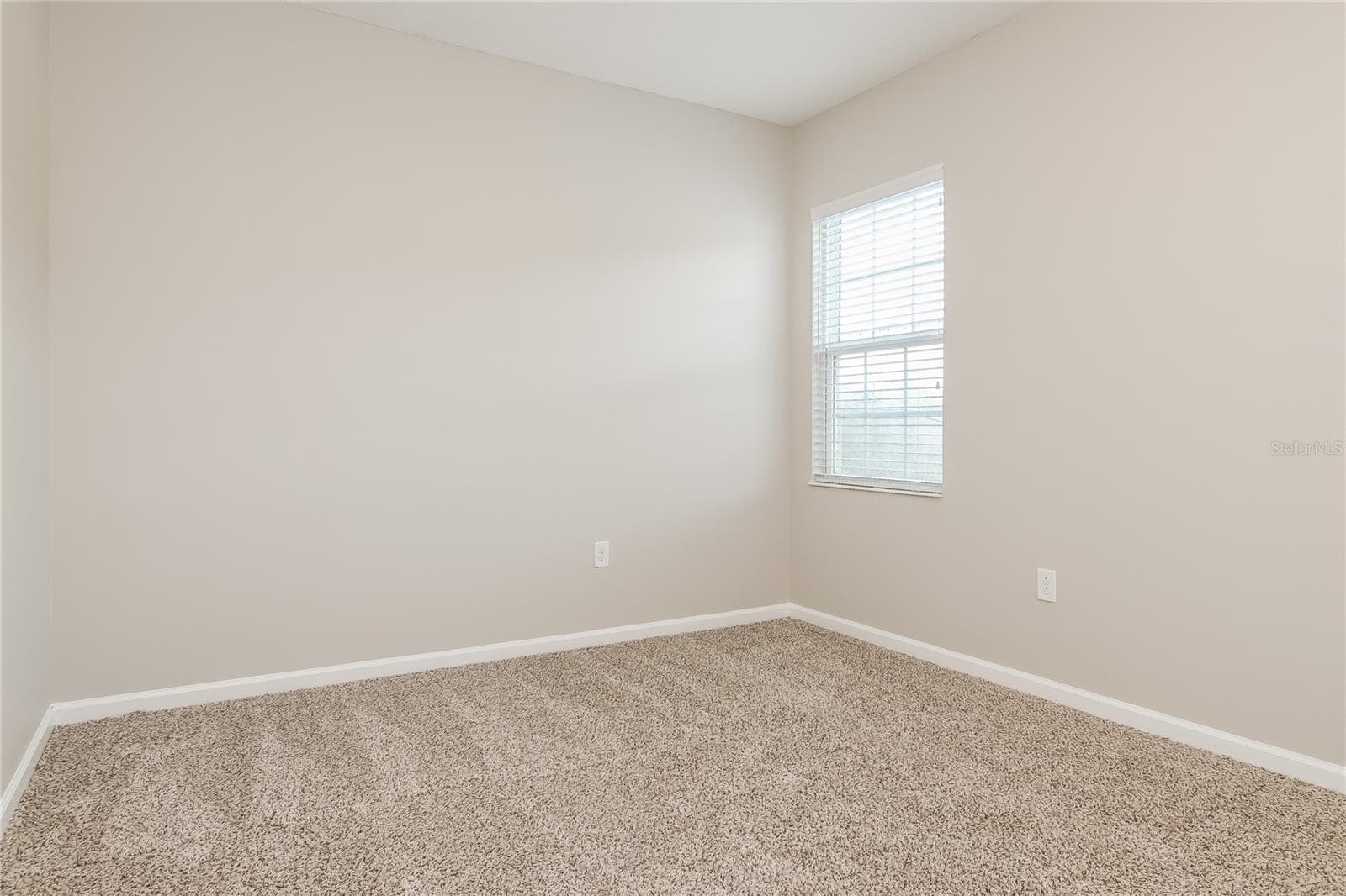 Single Family Residence at 2270 NATOMA BLVD, MOUNT DORA, photo 13 of 15