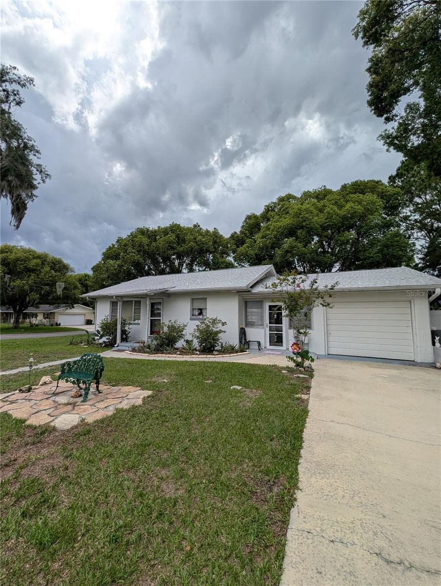 Single Family Residence at 11240 SE 53RD CT, BELLEVIEW, photo 4 of 60