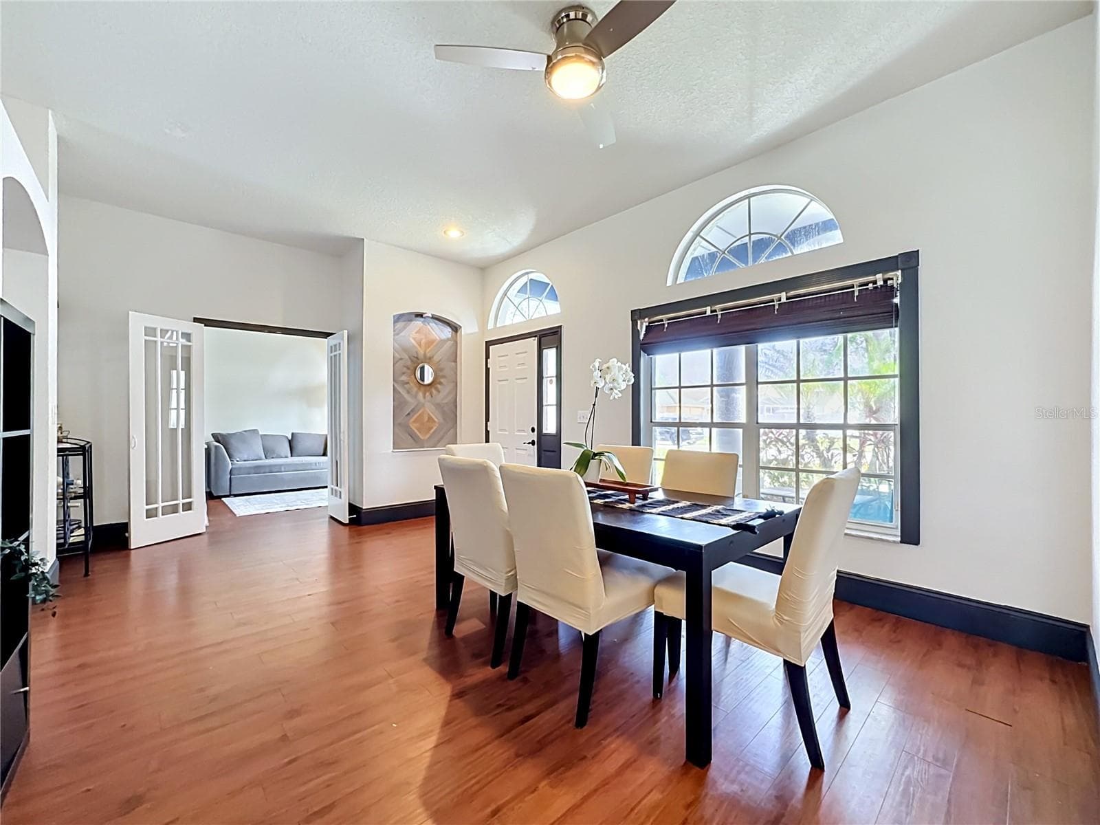 Single Family Residence at 1904 CATTLEMAN DR, BRANDON, photo 7 of 45