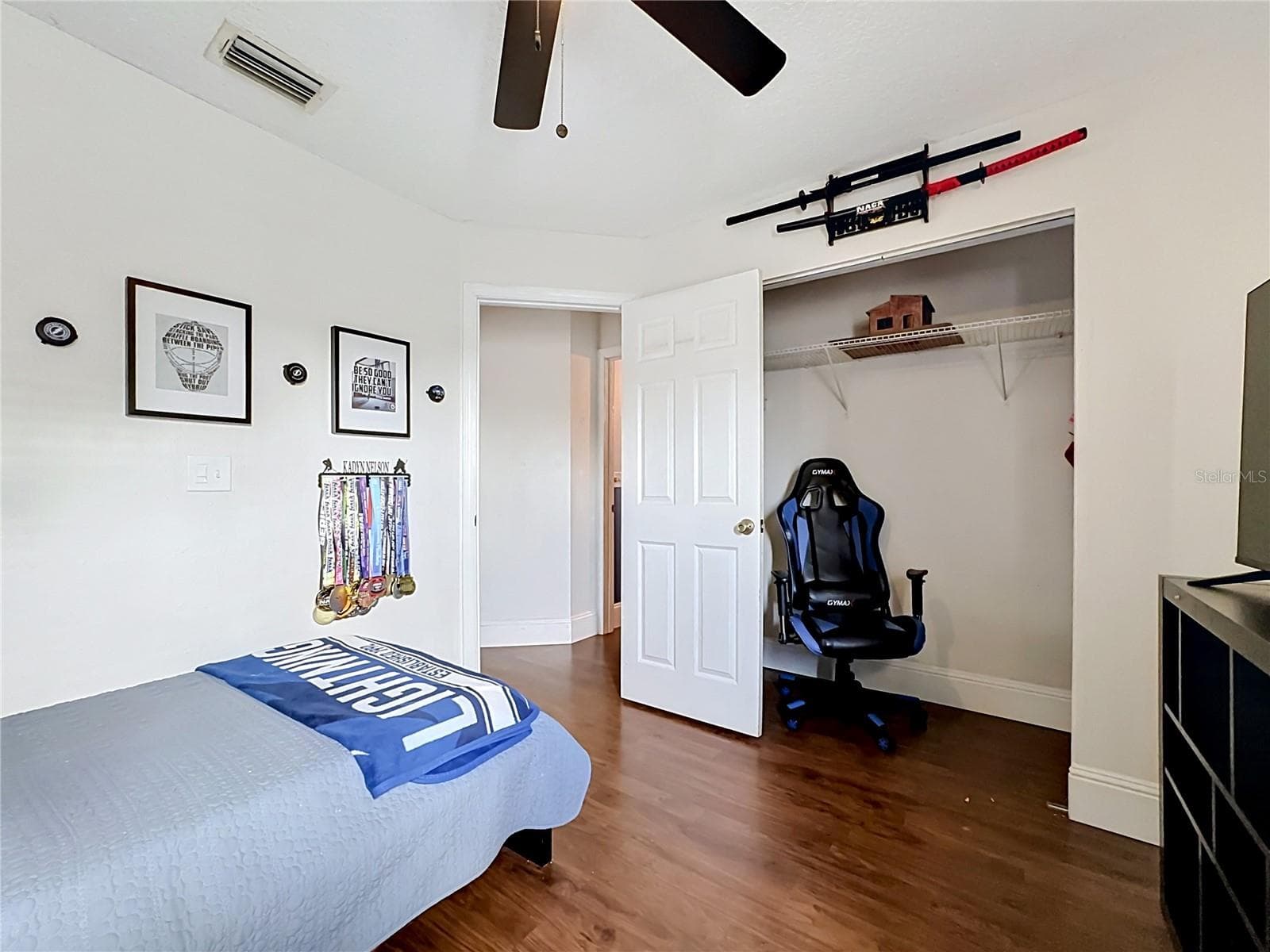 Single Family Residence at 1904 CATTLEMAN DR, BRANDON, photo 27 of 45