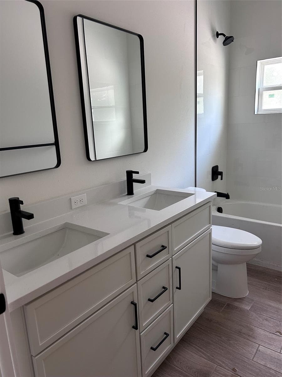 Single Family Residence at 340 KIMBLE AVE, OVIEDO, photo 11 of 15