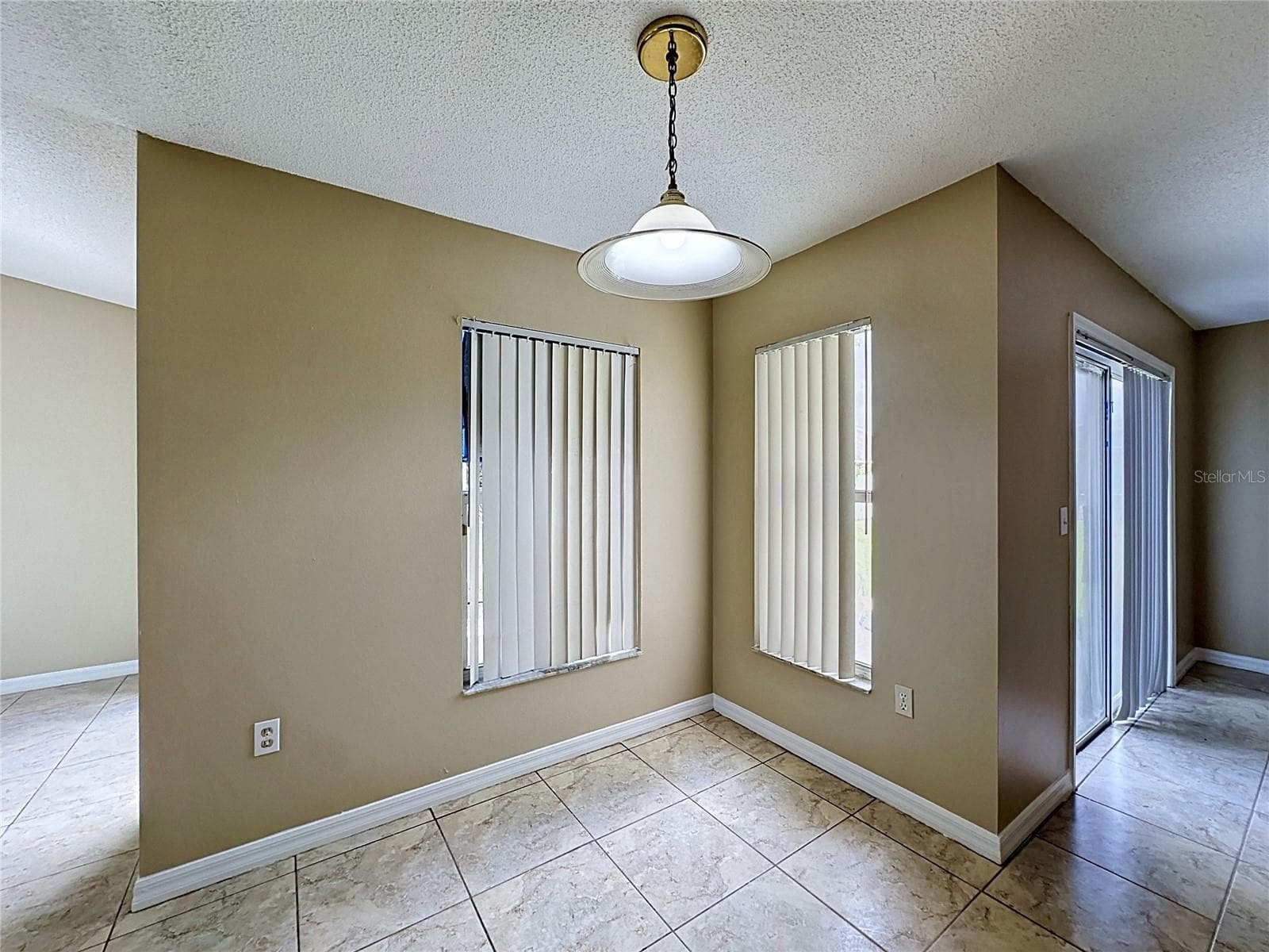 Single Family Residence at 413 FLAMINGO CT, POINCIANA, photo 28 of 62