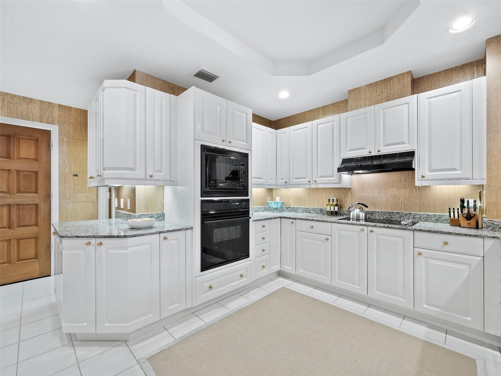 Condominium at 2185 GULF OF MEXICO DR #212, LONGBOAT KEY, photo 19 of 54
