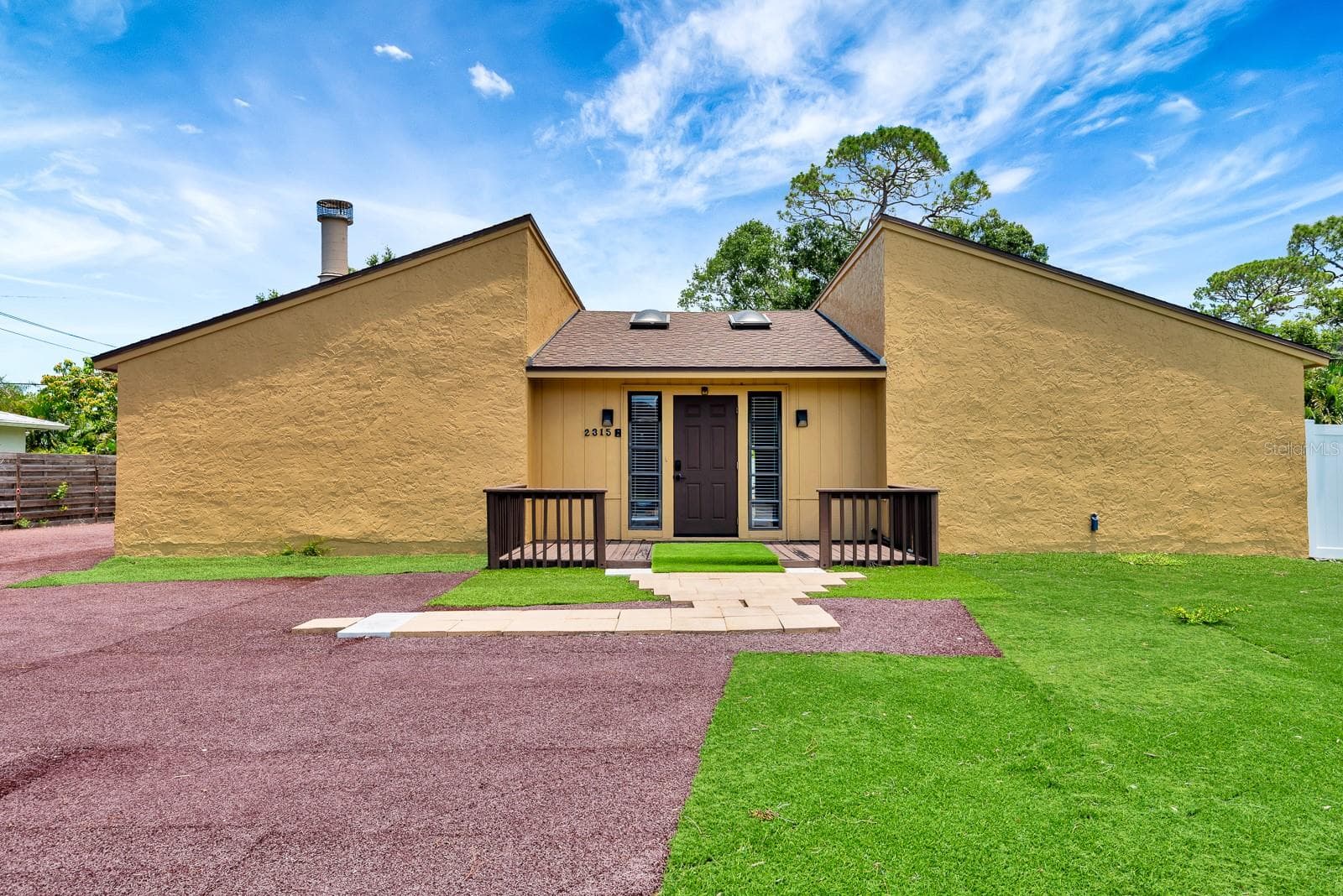 2315 RIVERWOOD PINES DR