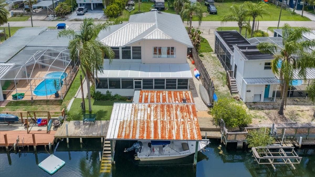 Single Family Residence at 7264 ABERDEEN CT, WEEKI WACHEE, photo 6 of 57