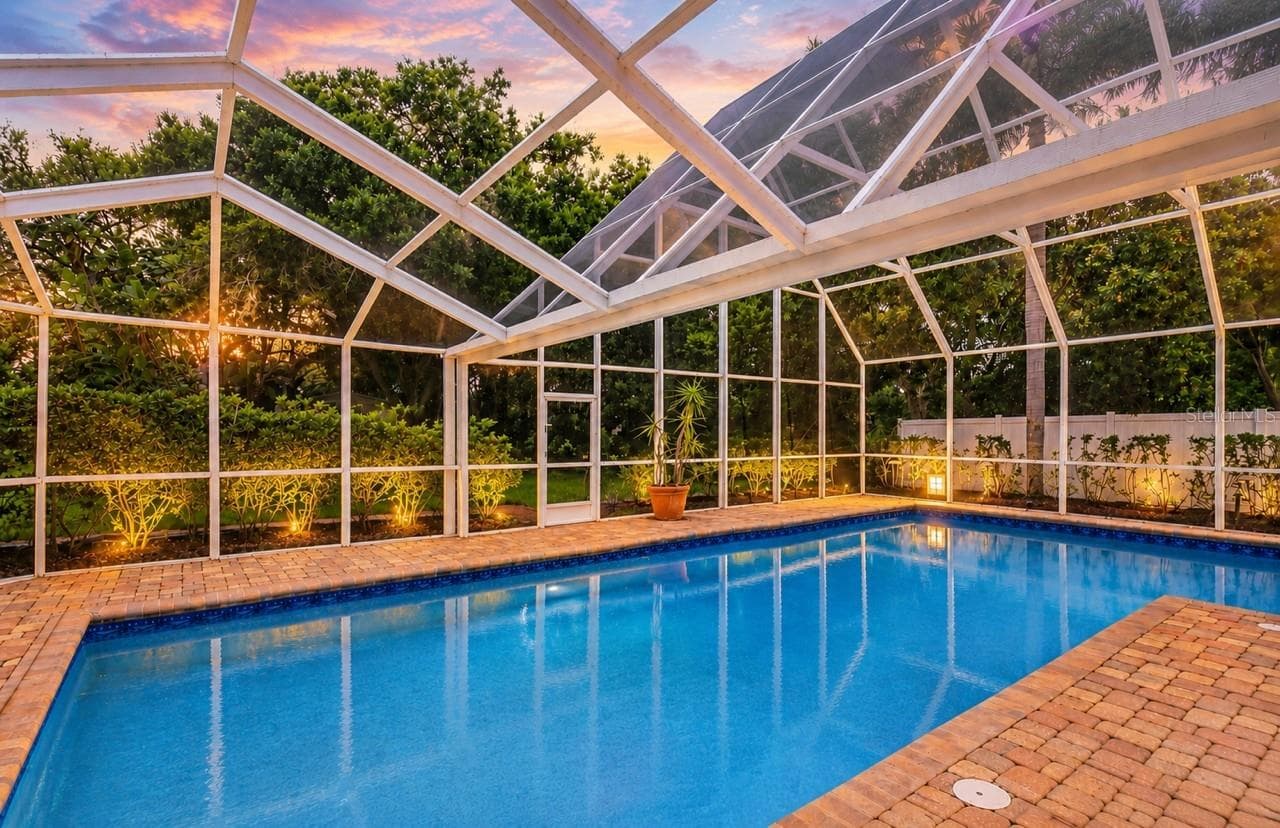 Pool Twilight - 1944 LEVINE LN, CLEARWATER
