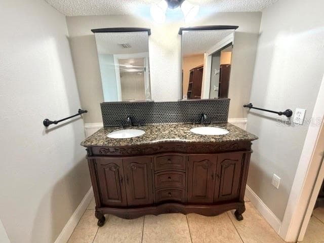 Custom dual vanity - 700 MIRROR TER NW #507, WINTER HAVEN