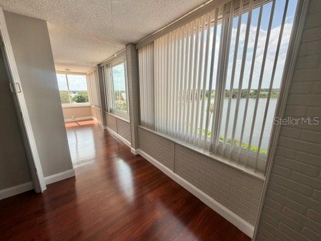 Window expanse - 700 MIRROR TER NW #507, WINTER HAVEN