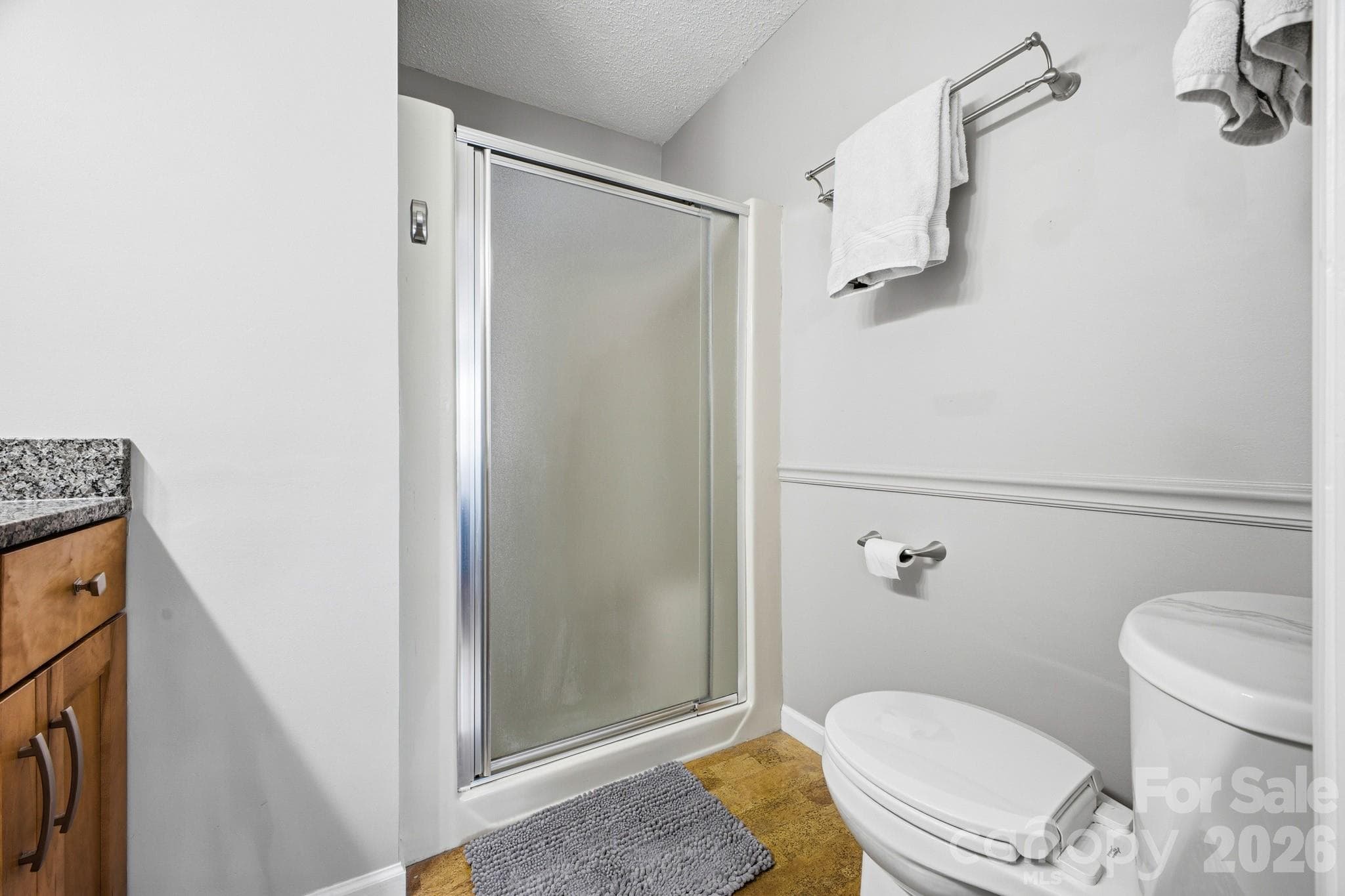 Primary bath - 2305 Abbey Circle, Asheville
