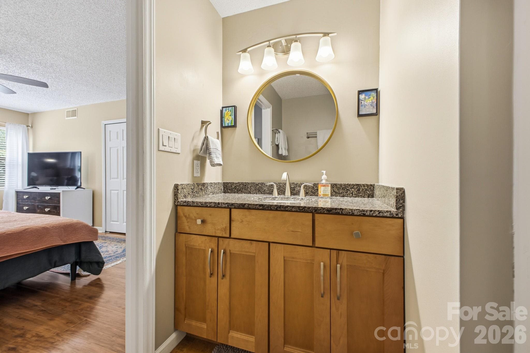 Secondary bath - 2305 Abbey Circle, Asheville
