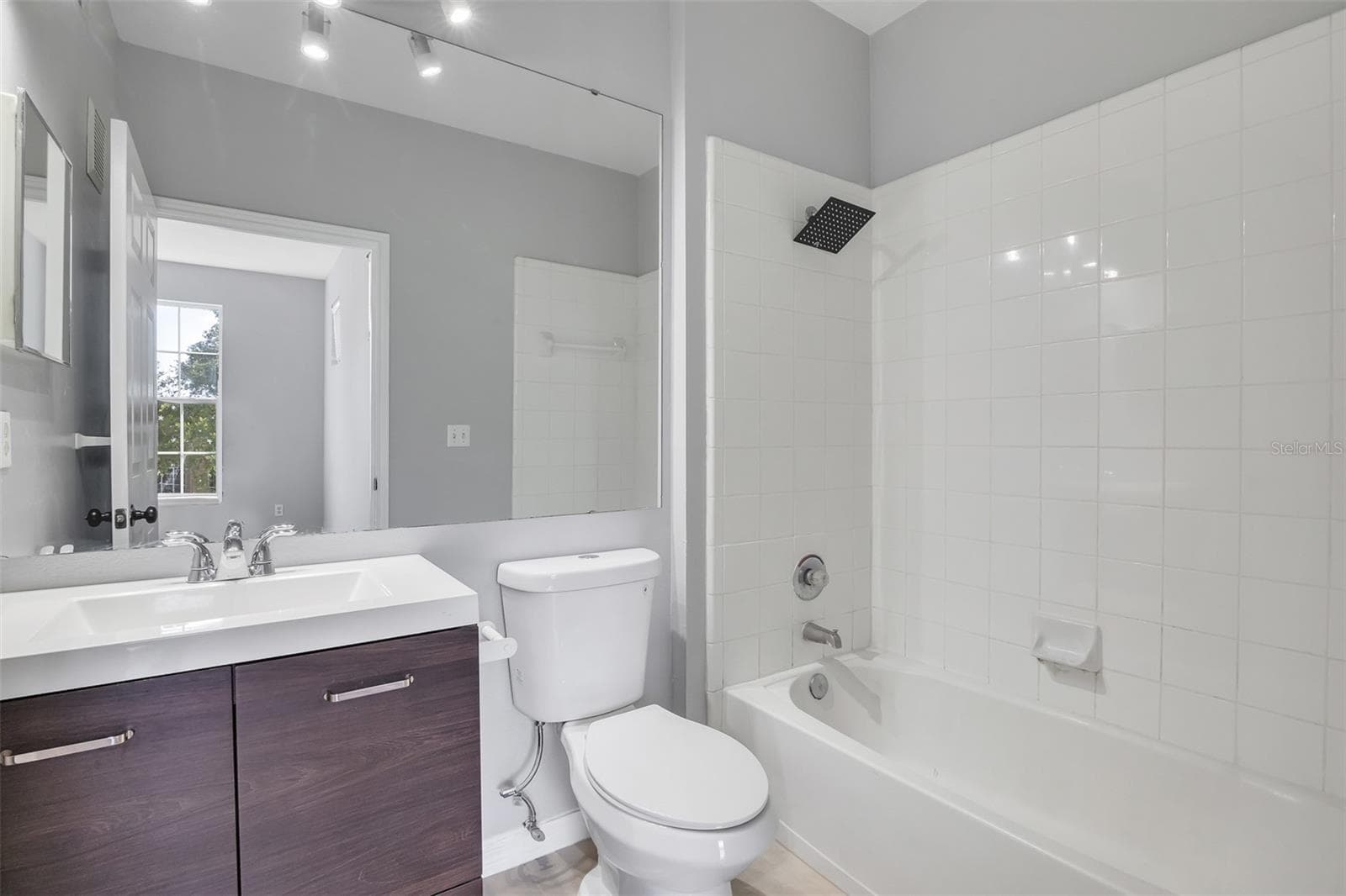 Condominium at 14226 FREDRICKSBURG DR #220, ORLANDO, photo 28 of 35