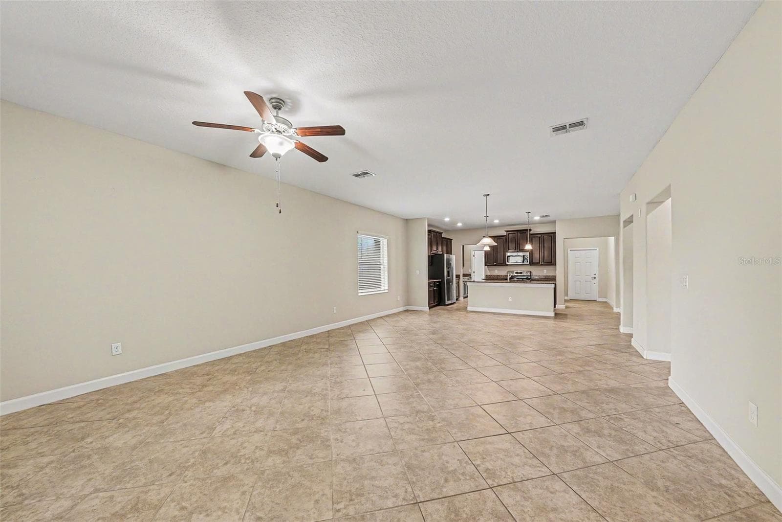 Single Family Residence at 11809 TWILIGHT DARNER PL, RIVERVIEW, photo 5 of 29