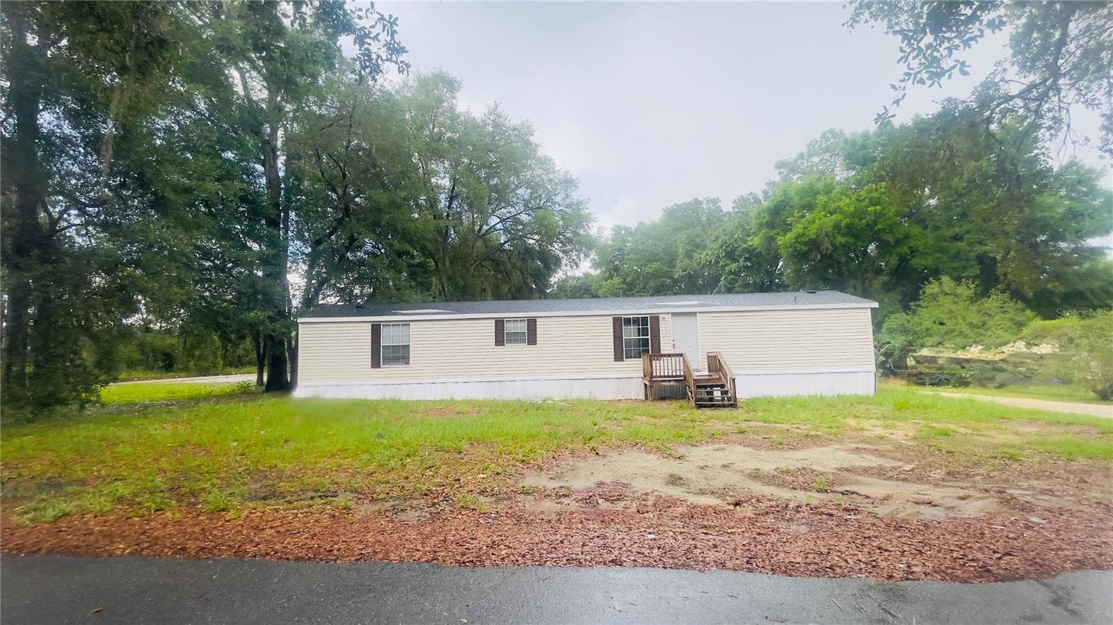4053 NE 213TH TER