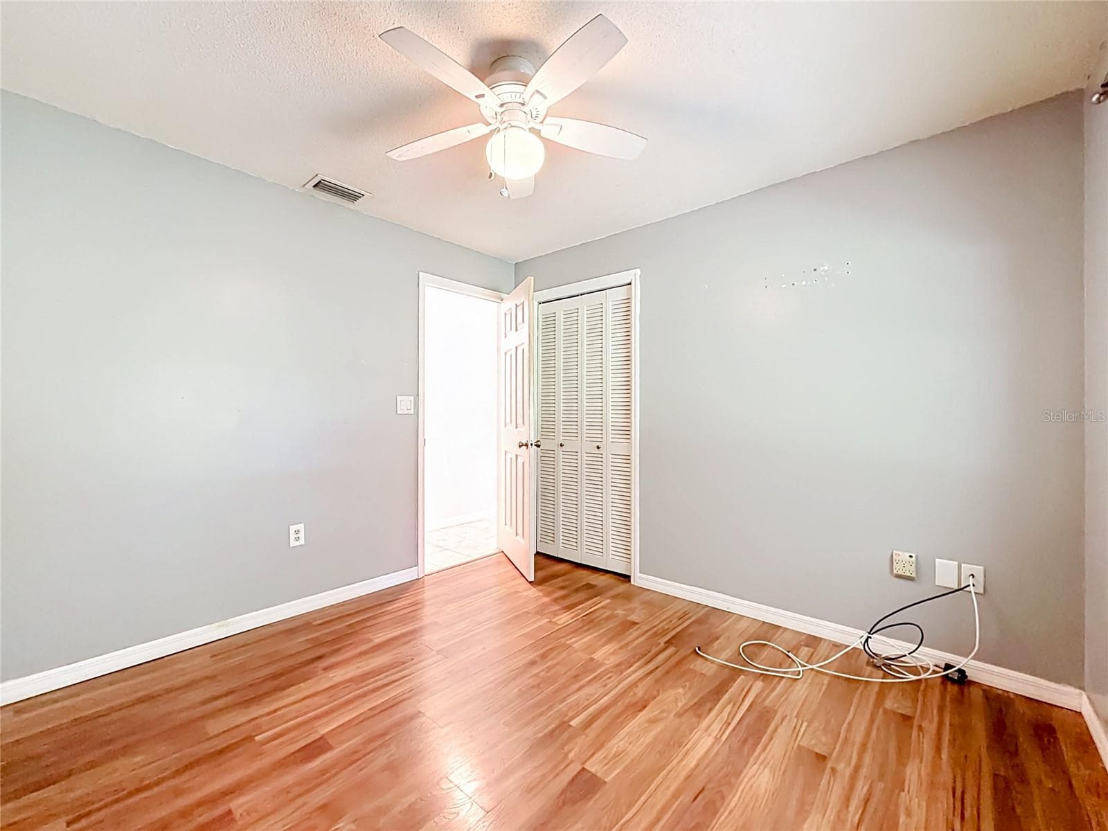 Single Family Residence at 1666 N CROFT AVE, INVERNESS, photo 16 of 55