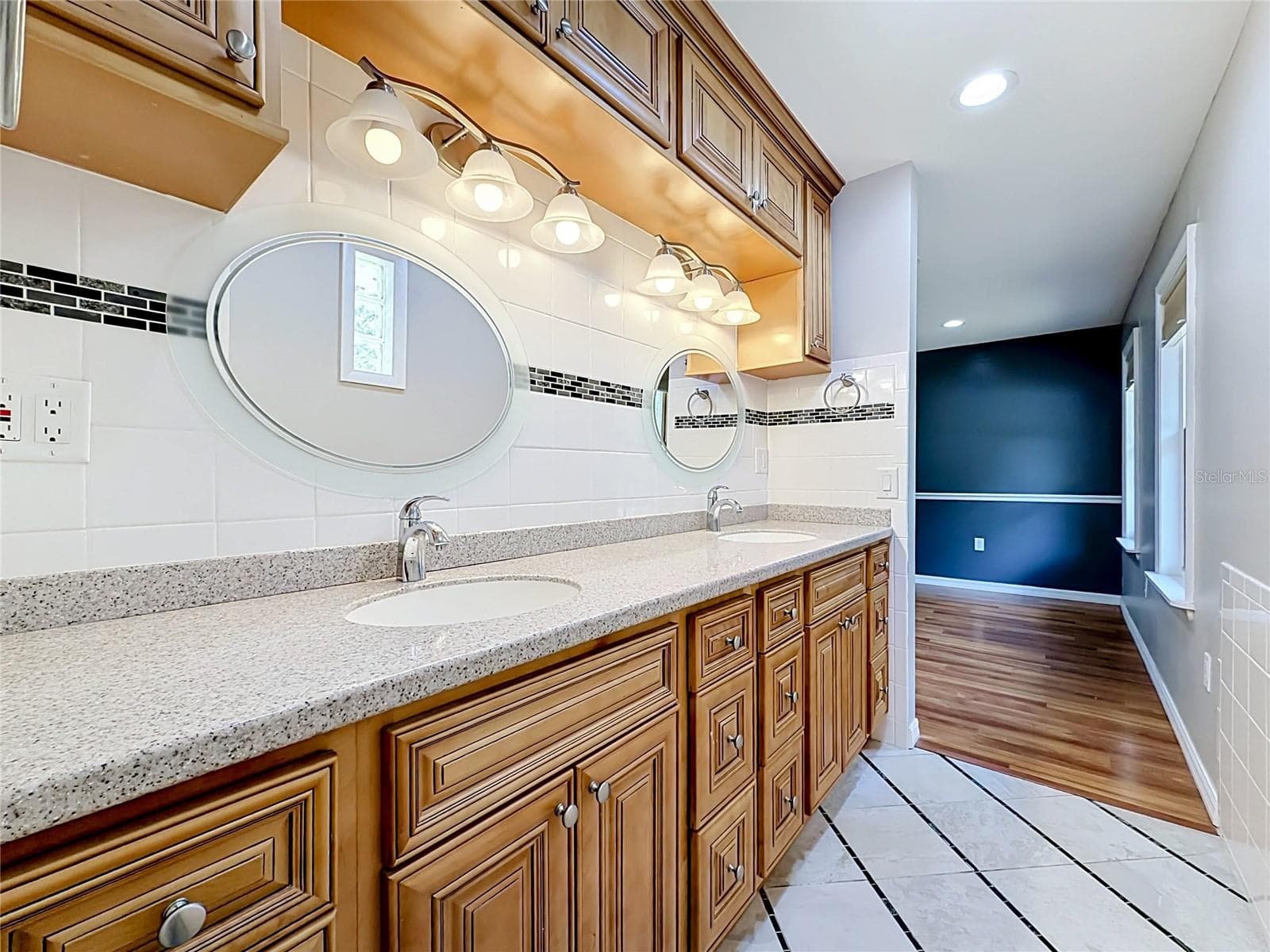 Single Family Residence at 1666 N CROFT AVE, INVERNESS, photo 32 of 55