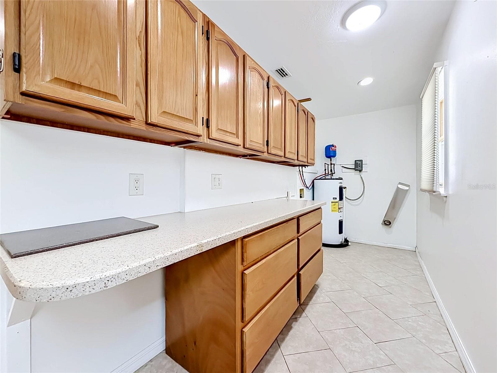 Single Family Residence at 1666 N CROFT AVE, INVERNESS, photo 35 of 55