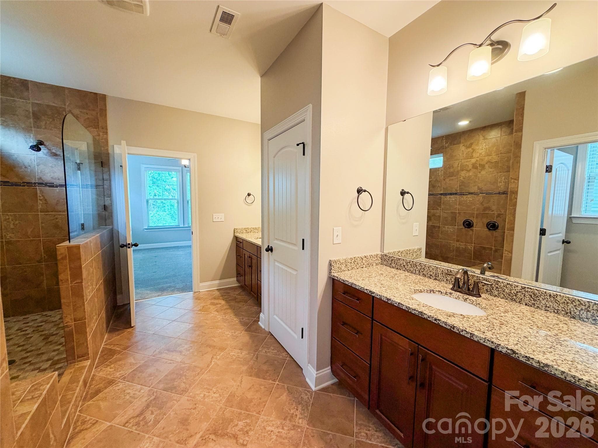 Single Family Residence at 10403 Drake Hill Drive, Huntersville, photo 31 of 38