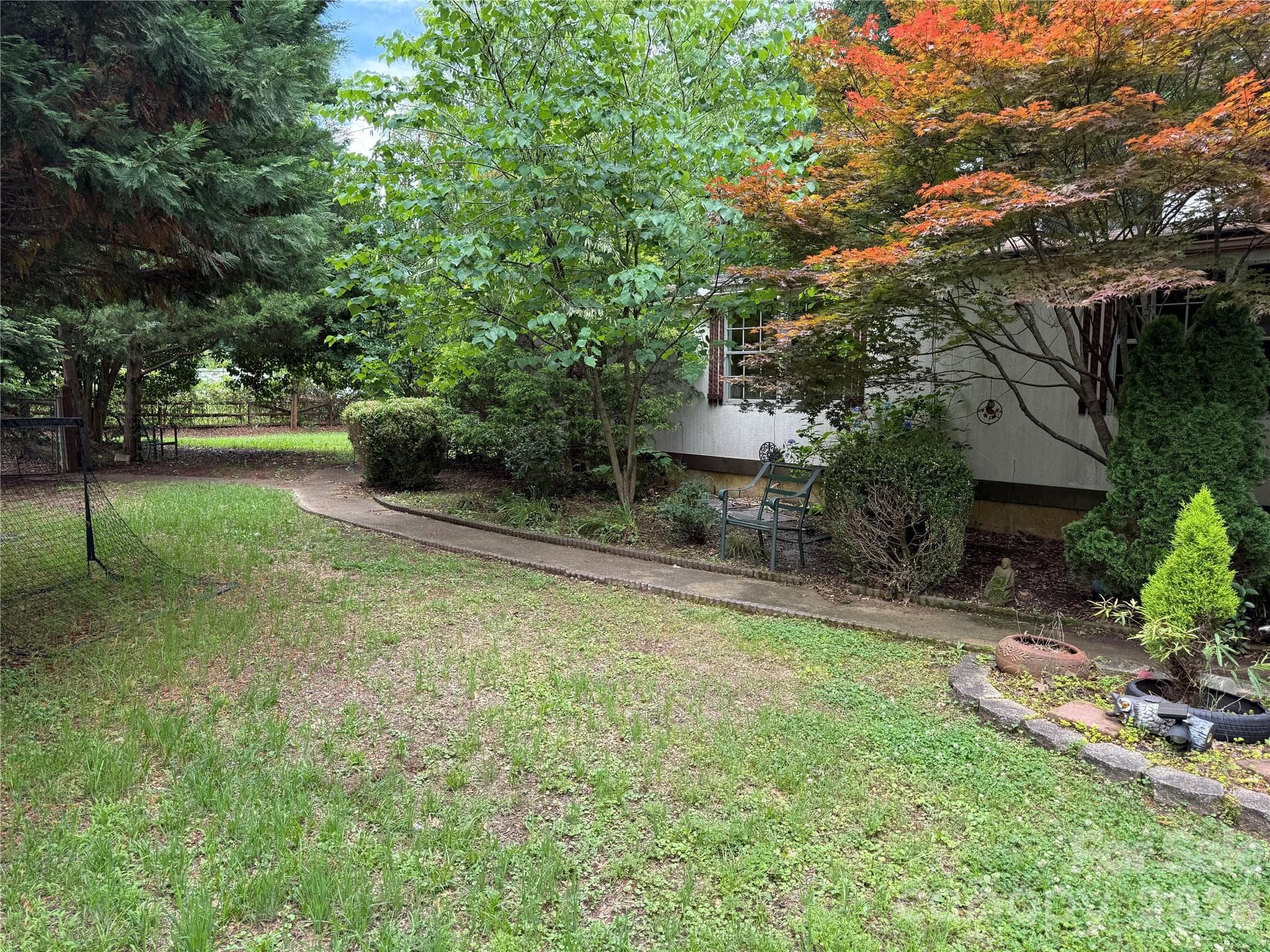 Single Family Residence at 188 Forest Drive, Fort Mill, photo 6 of 45