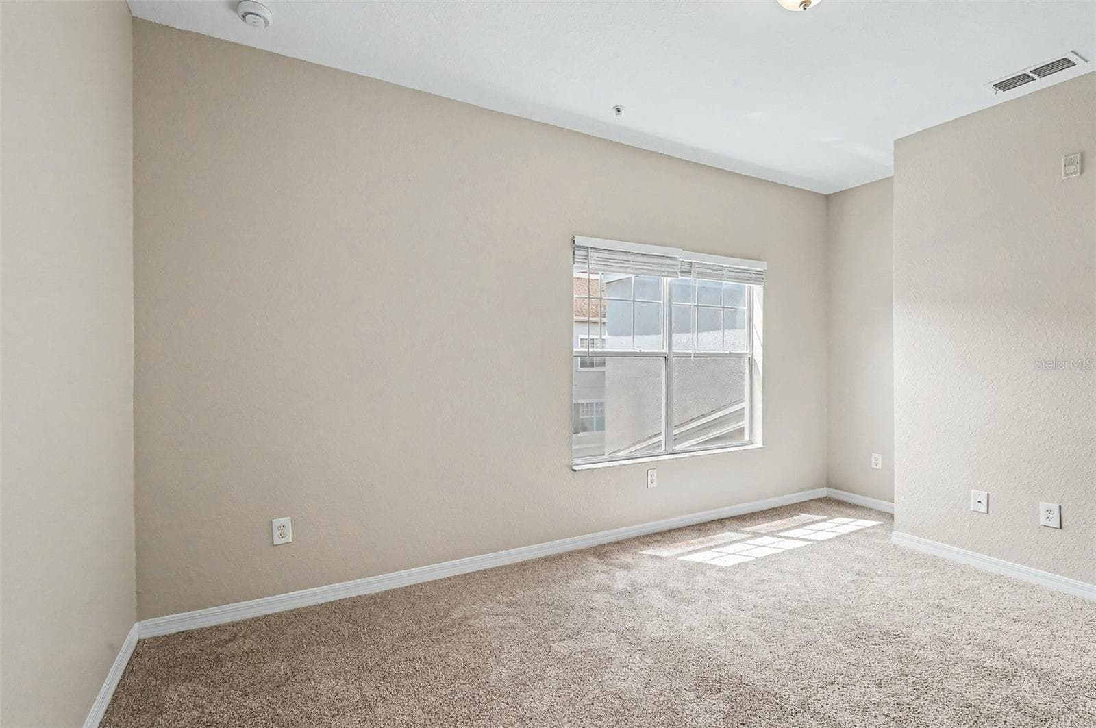 Condominium at 2460 GRAND CENTRAL PKWY #9, ORLANDO, photo 11 of 28