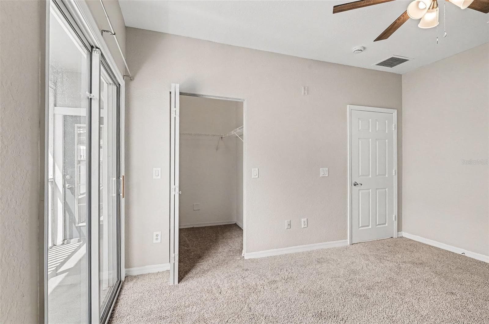 Condominium at 2460 GRAND CENTRAL PKWY #9, ORLANDO, photo 15 of 28
