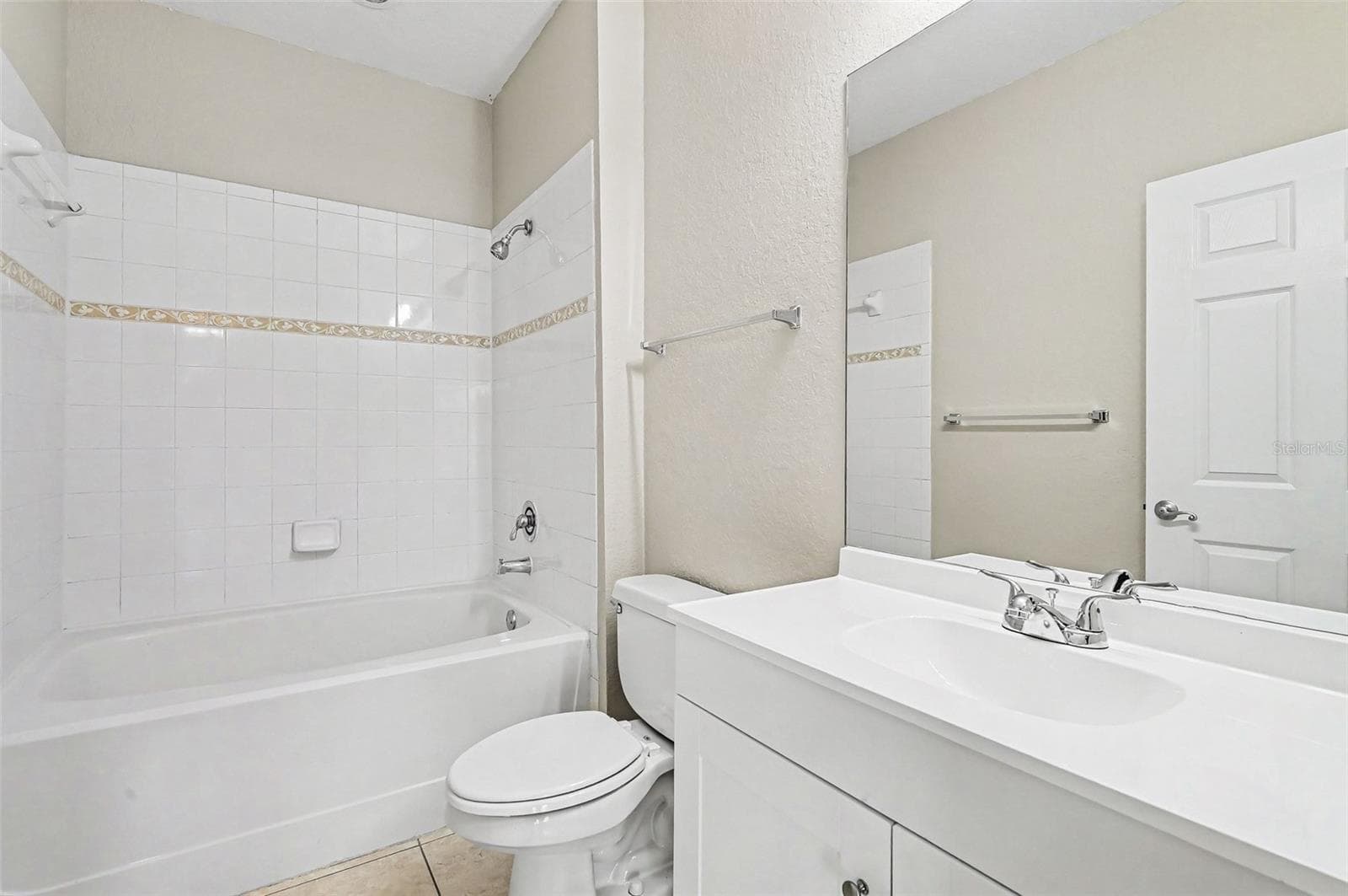 Condominium at 2460 GRAND CENTRAL PKWY #9, ORLANDO, photo 24 of 28