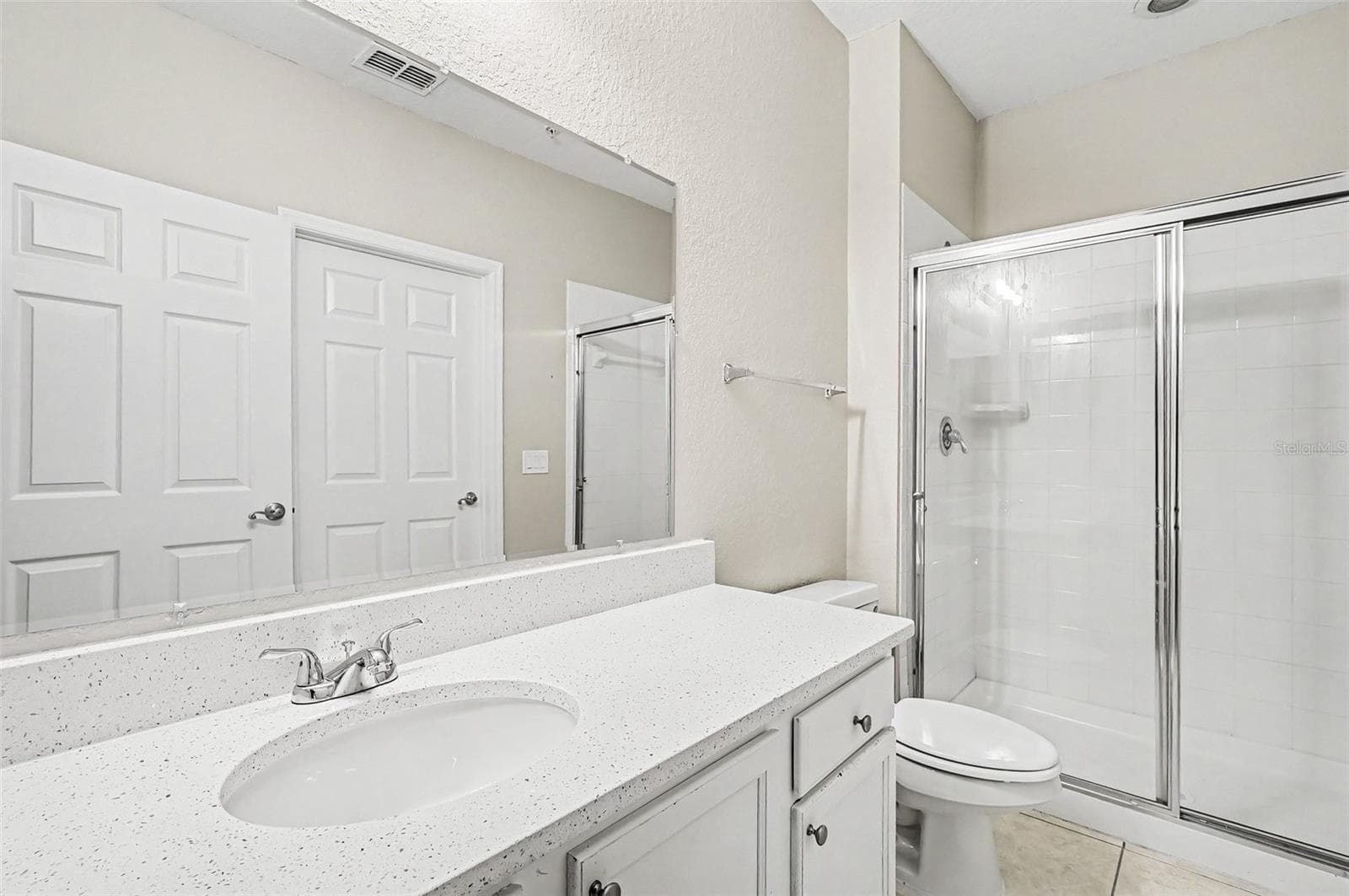 Condominium at 2460 GRAND CENTRAL PKWY #9, ORLANDO, photo 26 of 28