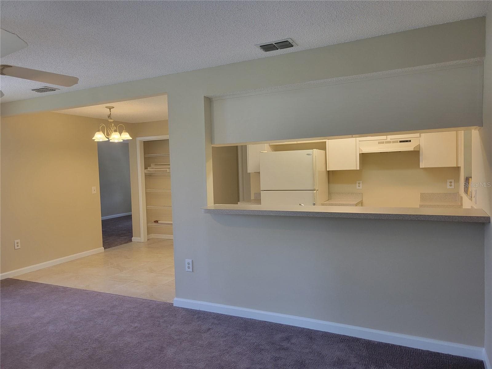 Room for 3 to 4 bar stools - 9022 LINGROVE RD, WEEKI WACHEE