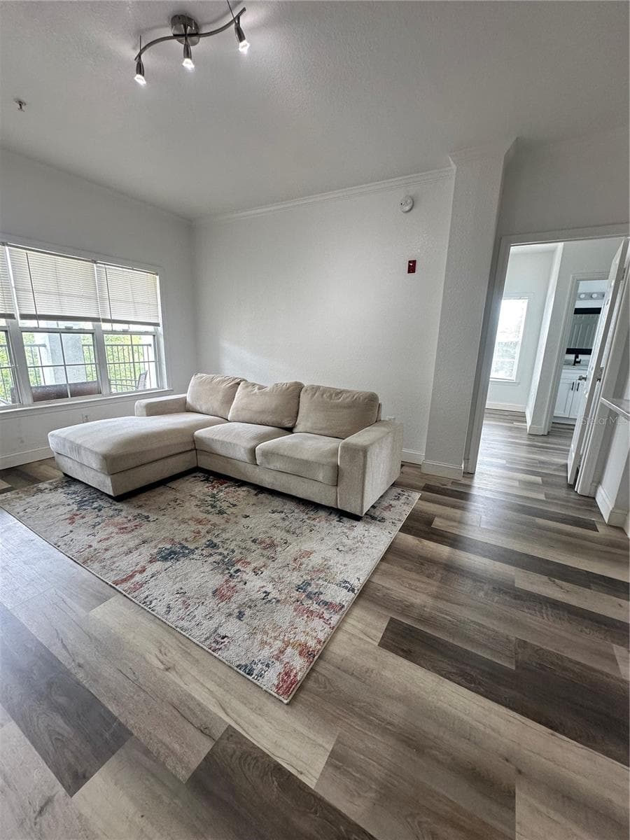Condominium at 3713 CONROY RD #1932, ORLANDO, photo 4 of 37