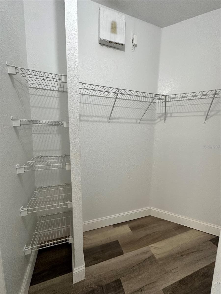 Condominium at 3713 CONROY RD #1932, ORLANDO, photo 16 of 37