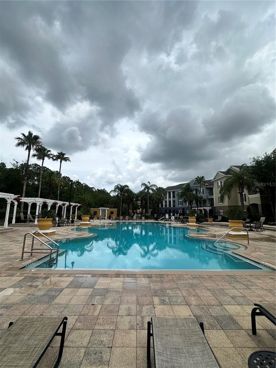 Condominium at 3713 CONROY RD #1932, ORLANDO, photo 27 of 37