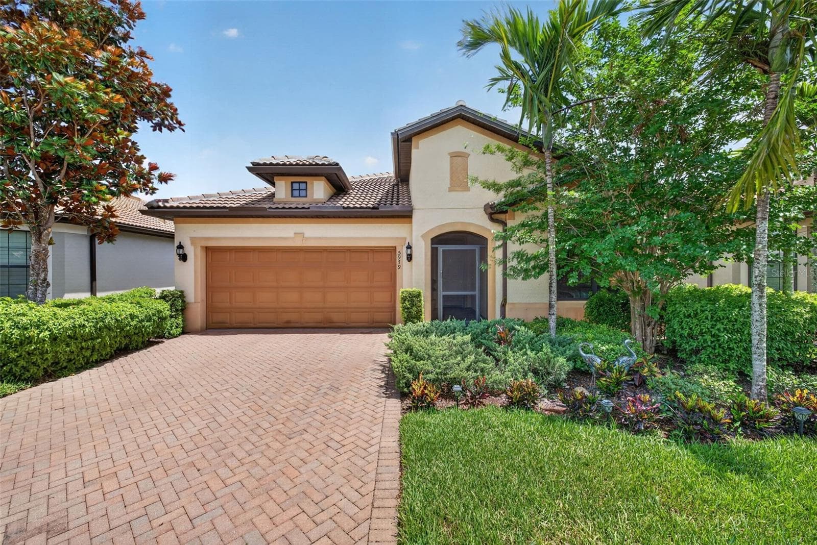 5979 PROSPERITY LN