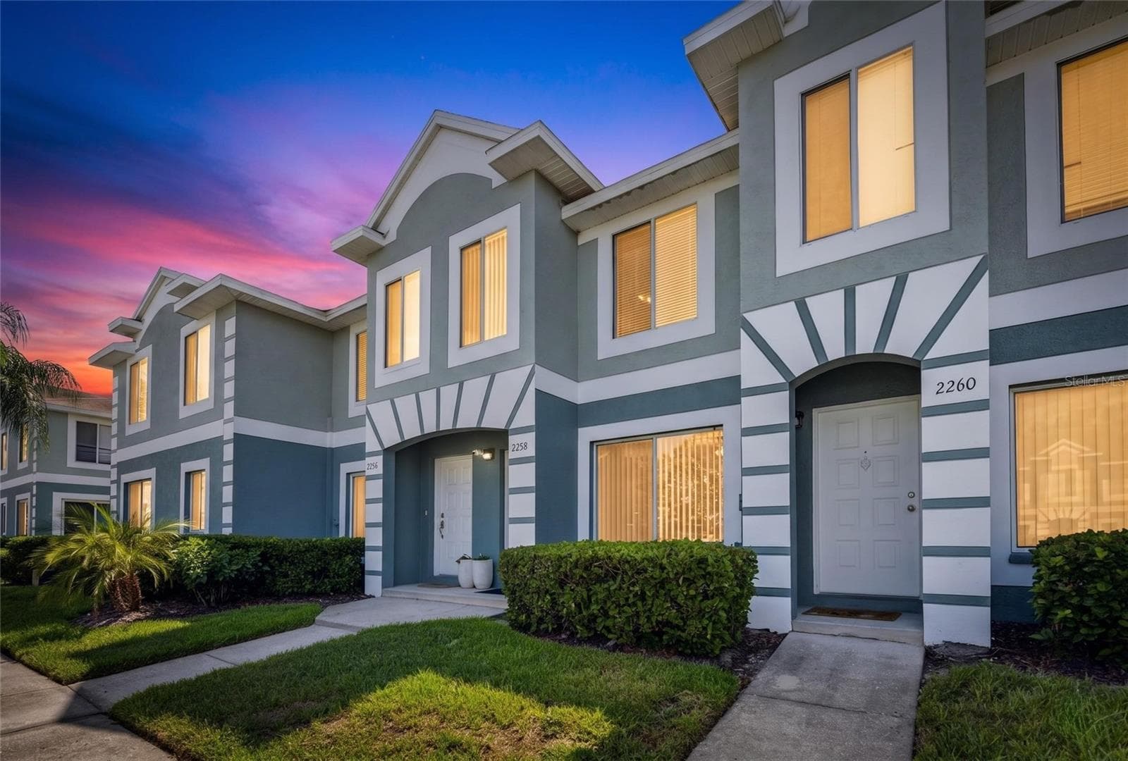 Townhouse at 2258 FLUORSHIRE DR, BRANDON, photo 2 of 48