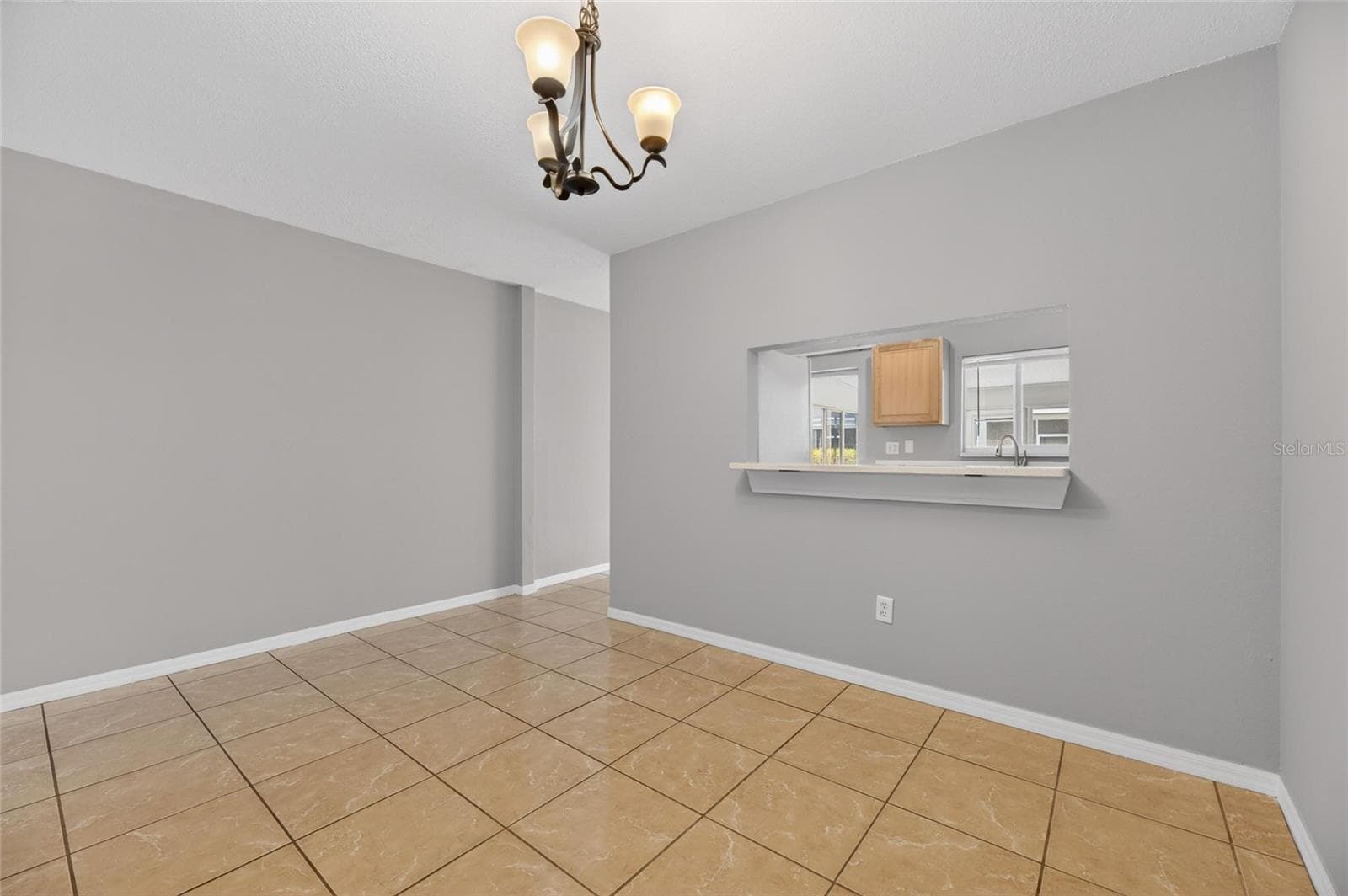 Townhouse at 2258 FLUORSHIRE DR, BRANDON, photo 14 of 48