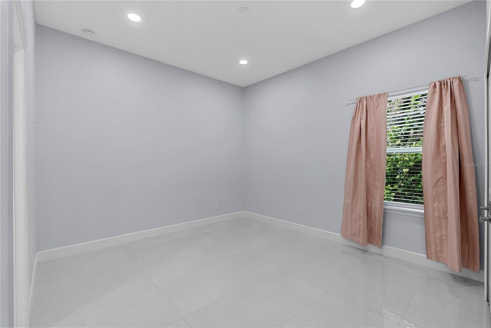 Single Family Residence at 1404 BORDER DR, WINTER PARK, photo 27 of 38